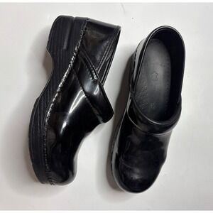 Dansko Women's Professional Petrol Patent Leather clog shoe EU 37 US 7